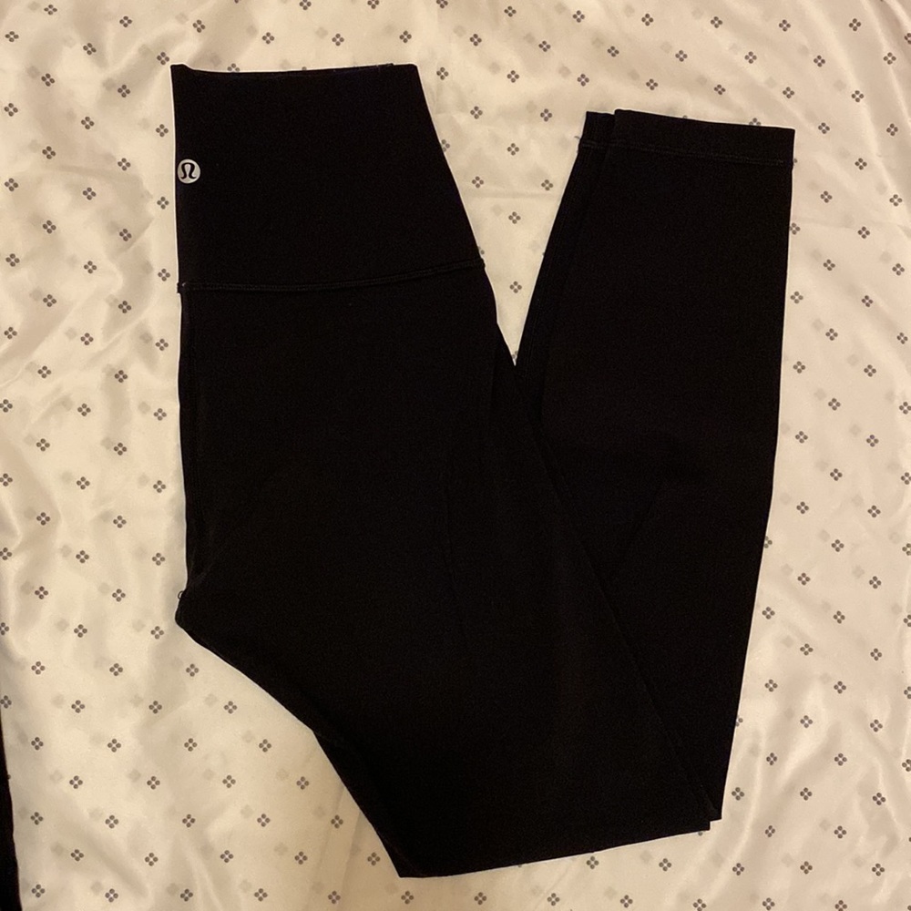 LuluLemon Wunder Under Leggings